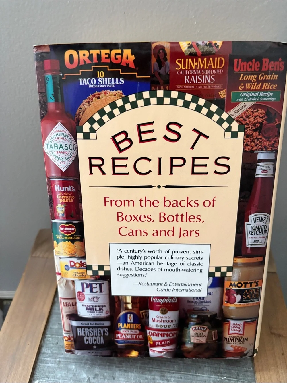 Best Recipes Cookbook by - Cream Cover